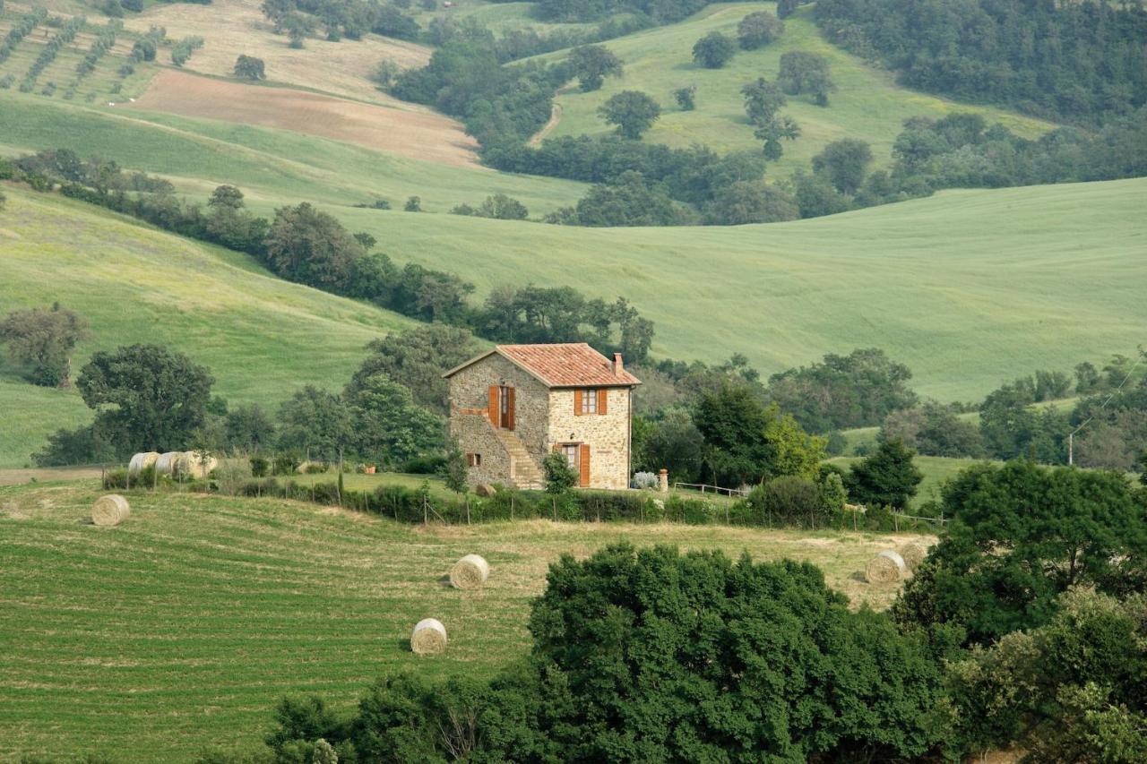 Apartamento Agriturismo Le Calle Cinigiano Exterior foto