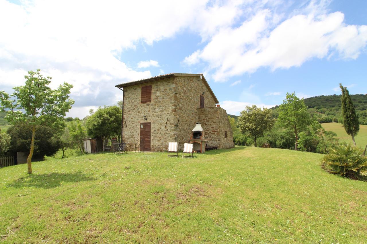 Apartamento Agriturismo Le Calle Cinigiano Exterior foto